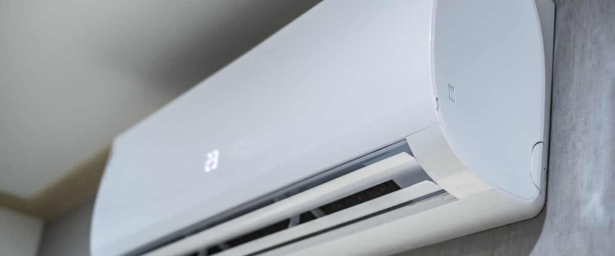 ADOBESTOCK_290442888 1200X500 | Avenir Réfrigération Vente de pompes à chaleur air-air, climatisation aux environs de Colmar et Sélestat Wittenheim 1